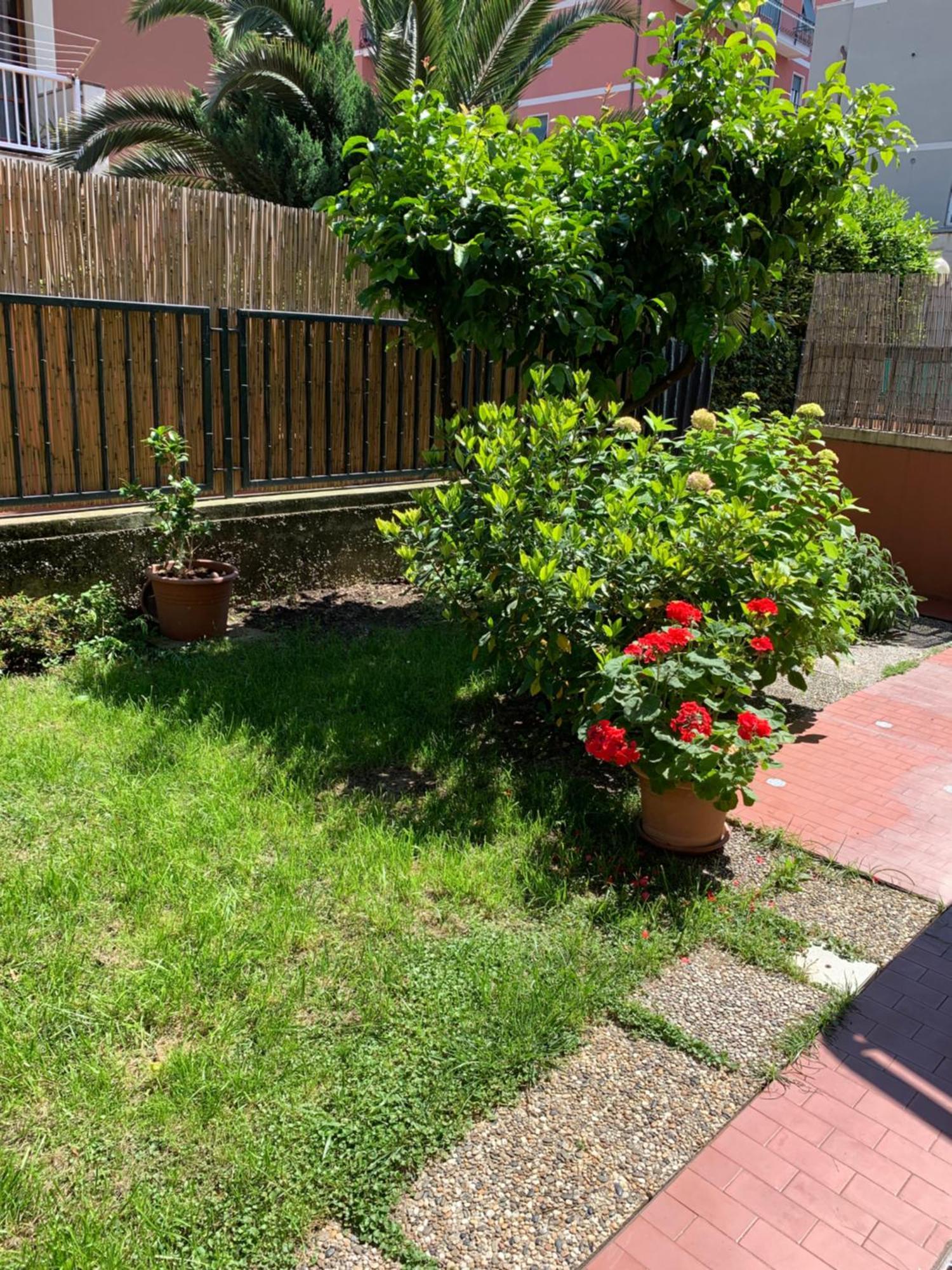 Il Giardino Dei Limoni Apartment Киавари Екстериор снимка